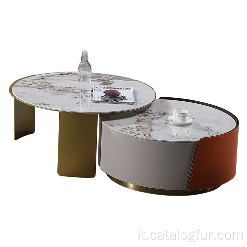 Tavolino da caffè in legno chiaro Saddle in pelle lucida con porta TV